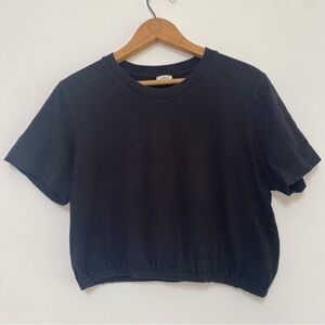 Aritzia Wilfred Cropped Black T-shirt Size Medium